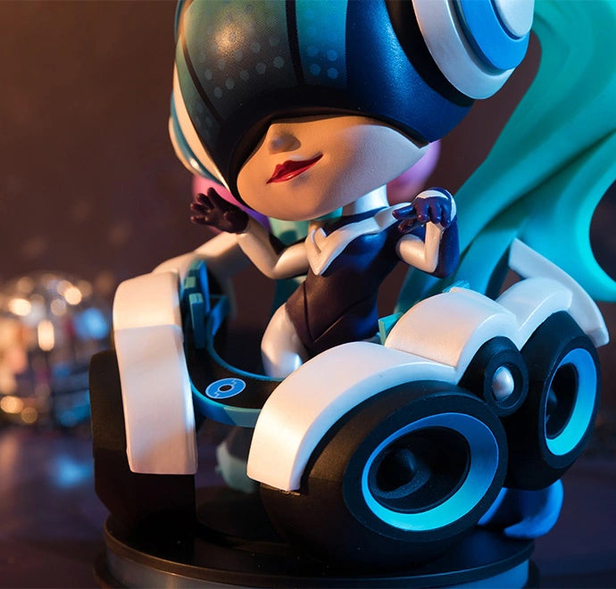 XL Size DJ Sona Premium Figure