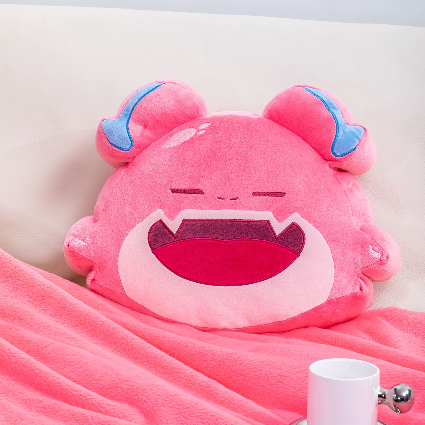 Hungry Chunk Cushion