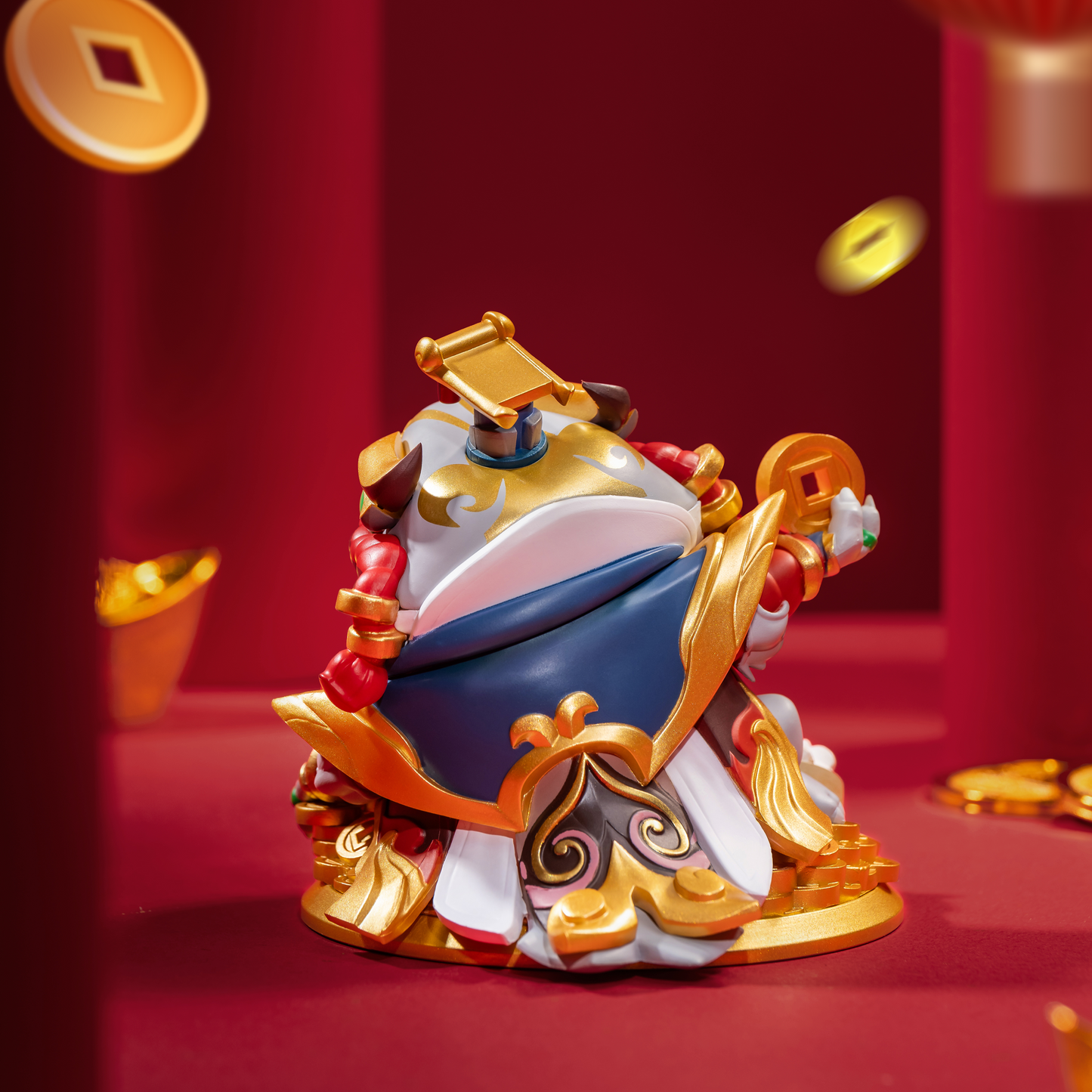 Gold Emperor Tahm Kench Figure