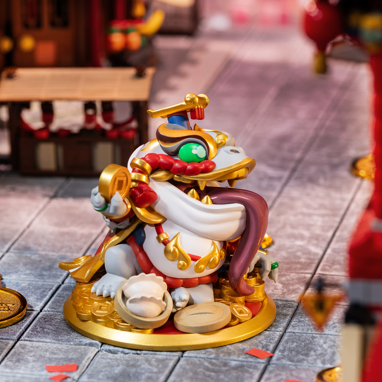 Gold Emperor Tahm Kench Figure