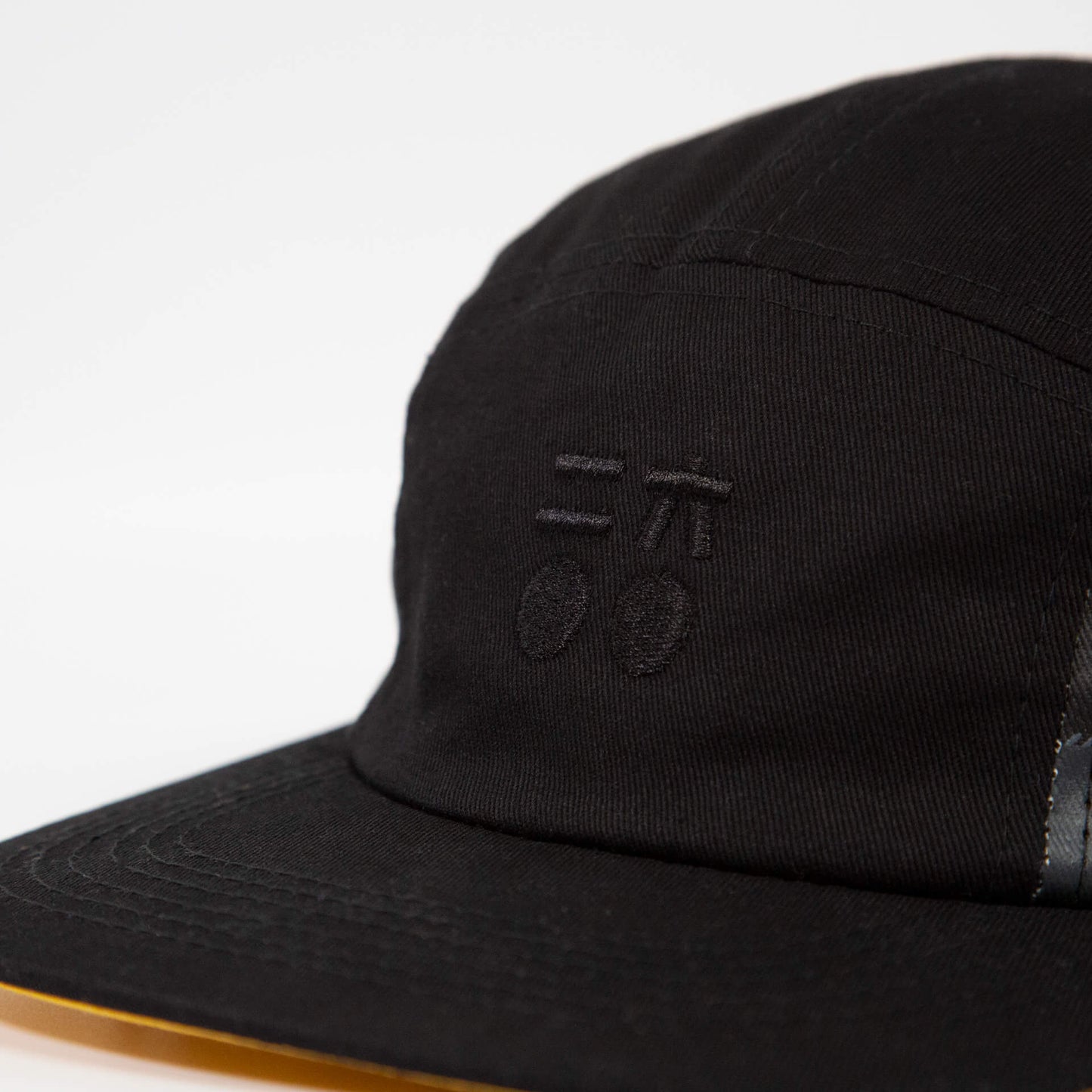 5 Panel Flat Brim Cap (Black)