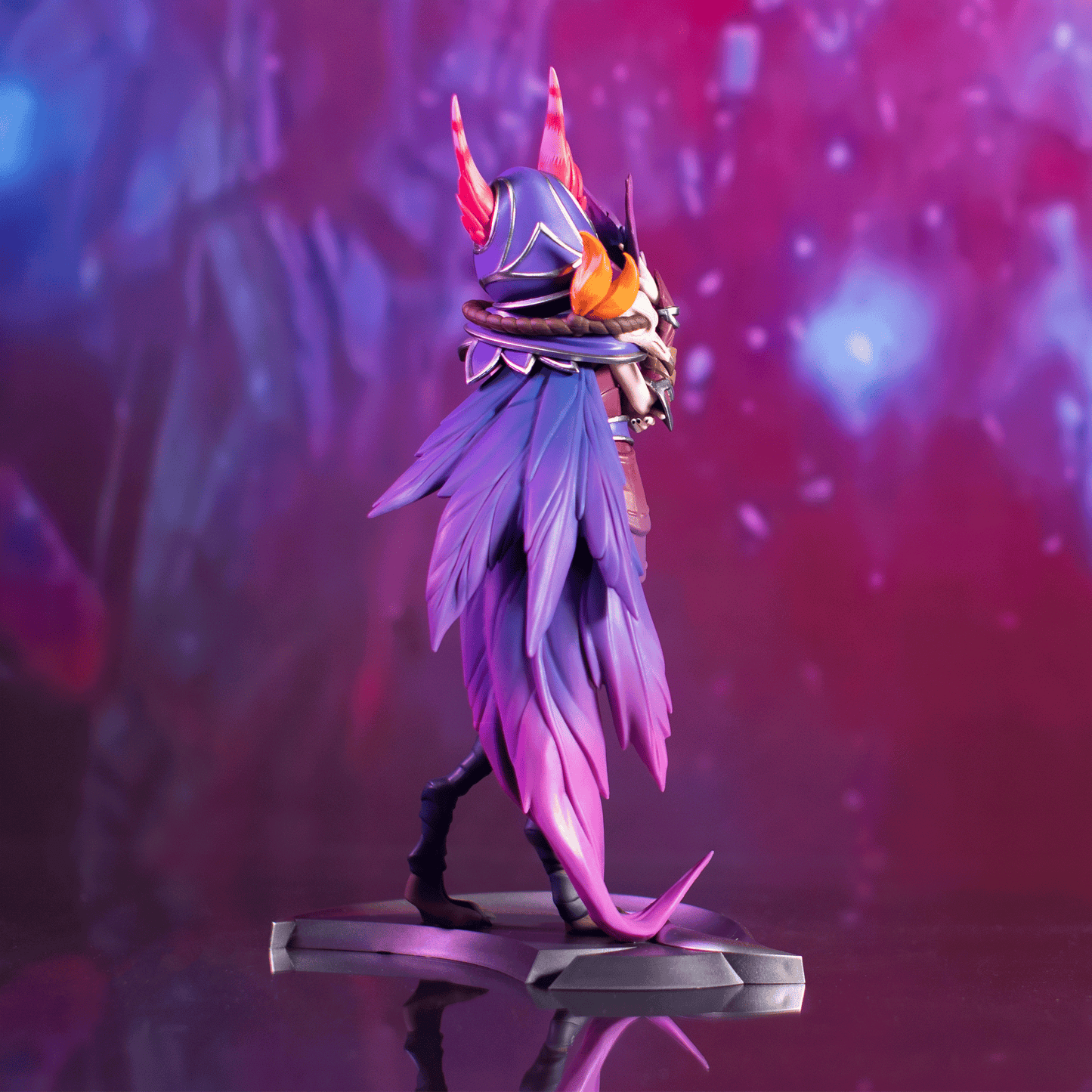 Xayah UNLOCKED Statue